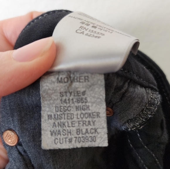 Mother Washed Black High Waisted Looker Frayed Ankle Jeans 27 - Picture 7 of 8